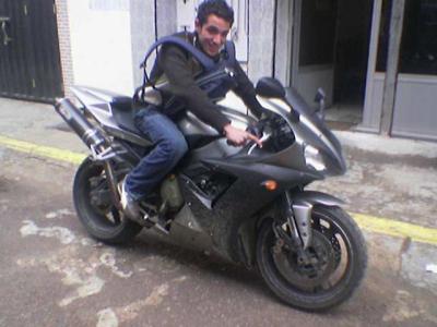 ali aliesto